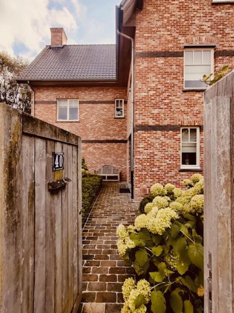 Bed and breakfast 'Southfield': Stylish & Quiet In Bruges Extérieur photo